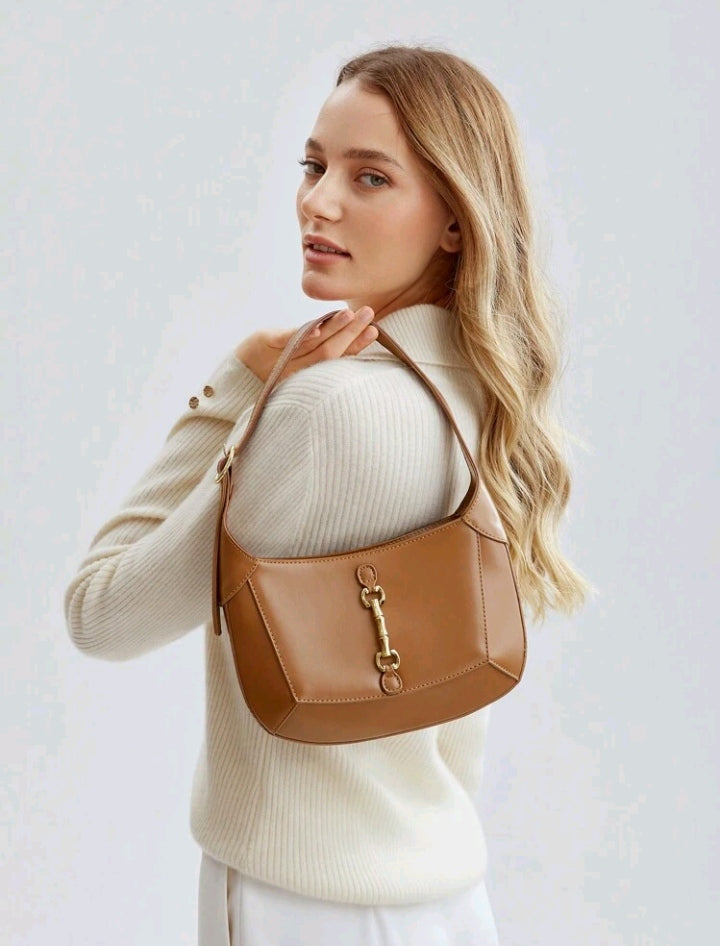 Bolsa feminina Estilo Baquete Com Detalhe Dourado