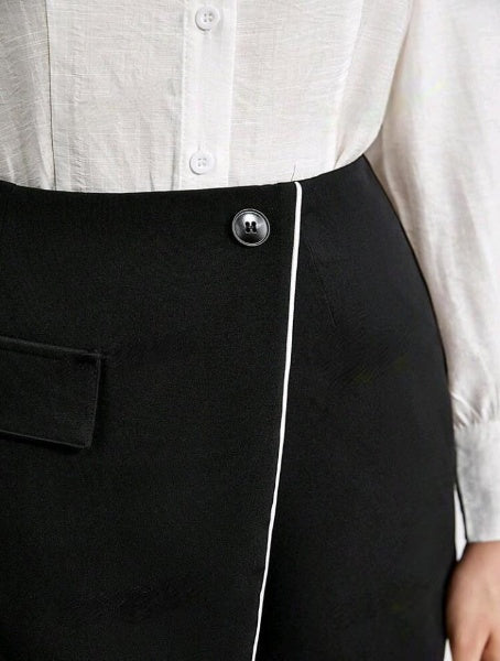 Short Saia Feminino Com bolso Falso e Tecido Sólido